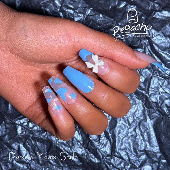 Pegachu uñas postizas 2024 verano modernas colores uñas postizas largas azules transparentes con lazo blanco, corazón