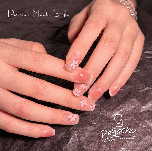 Pegachu uñas postizas 2024 verano modernas colores uñas postizas rosas degradadas francesas con flores blancos de cerezo