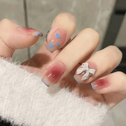 Pegachu uñas postizas 2024 verano modernas colores Uñas Postizas rosas azules transparentes degradadas Con Corazón, Lazo