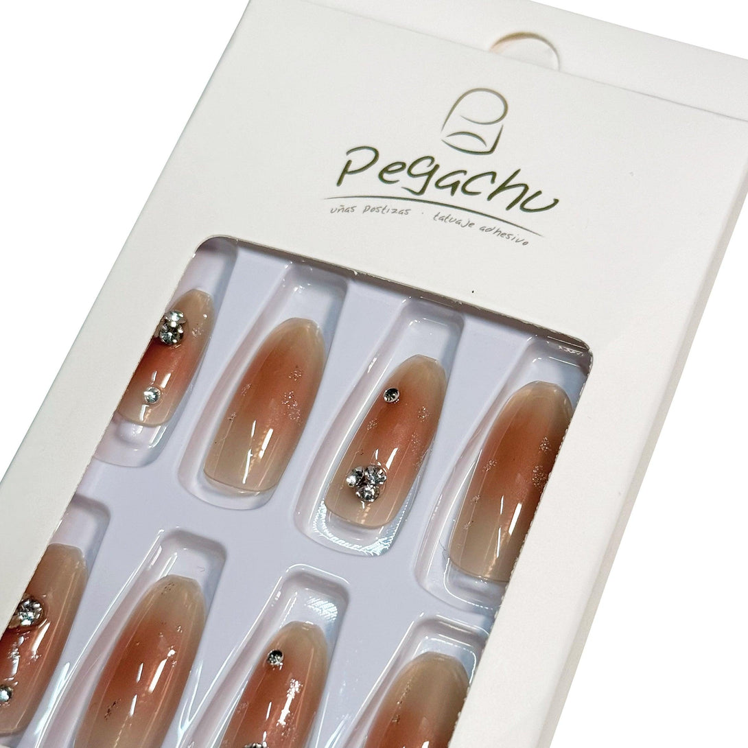 Pegachu uñas postizas 2024 verano modernas colores uñas postizas largas rosas degradadas transparentes con pequeños diamantes